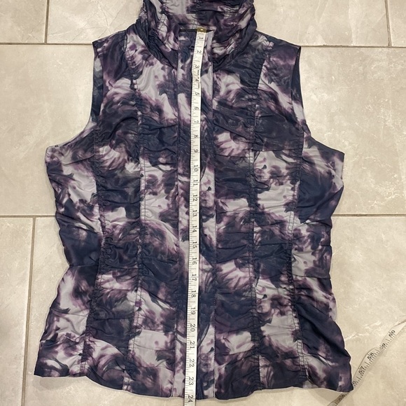 Robert Kitchen Purple Vest - Picture 9 of 10